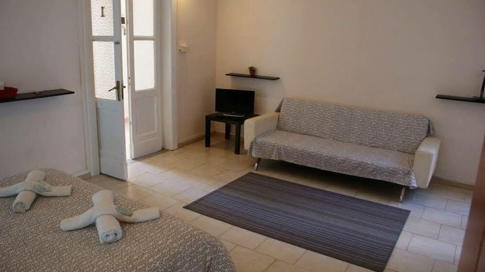 Stare In Centro Guest House Katania Zewnętrze zdjęcie
